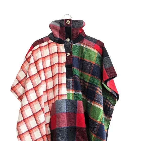 💎RARE💎🆕URBAN OUTFITTERS ‘Renewal’ Mixed Plaid Flannel Poncho, OS - Picture 1 of 9